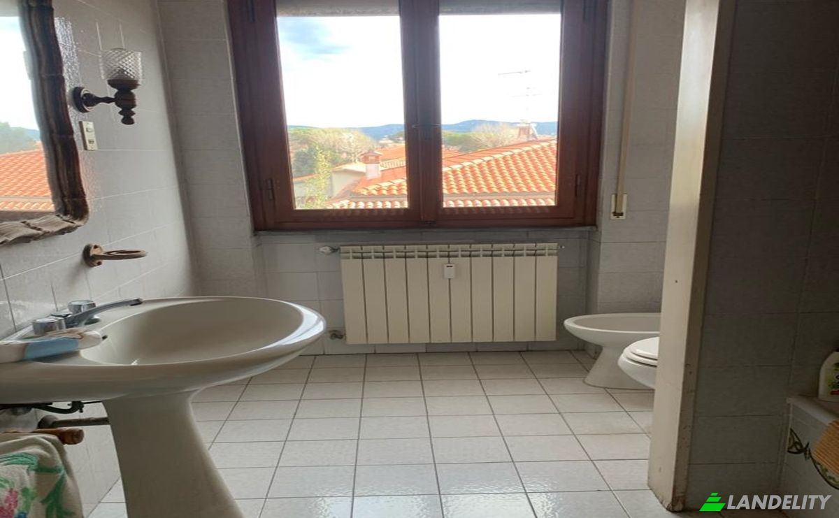 Apartment for Sale Via Giovanni Salvestri, 57128 Livorno LI, Livorno, Province of Livorno, Tuscany, Italy. Photo 9