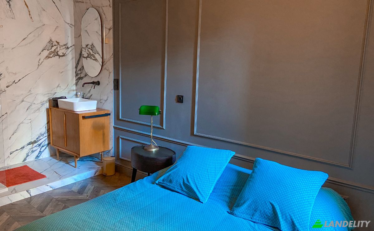 Apartment for Sale 13 Rue Barbaroux, 13001 Marseille, Marseille, Bouches-du-Rhone, Provence-Alpes-Cote dAzur, France. Photo 10
