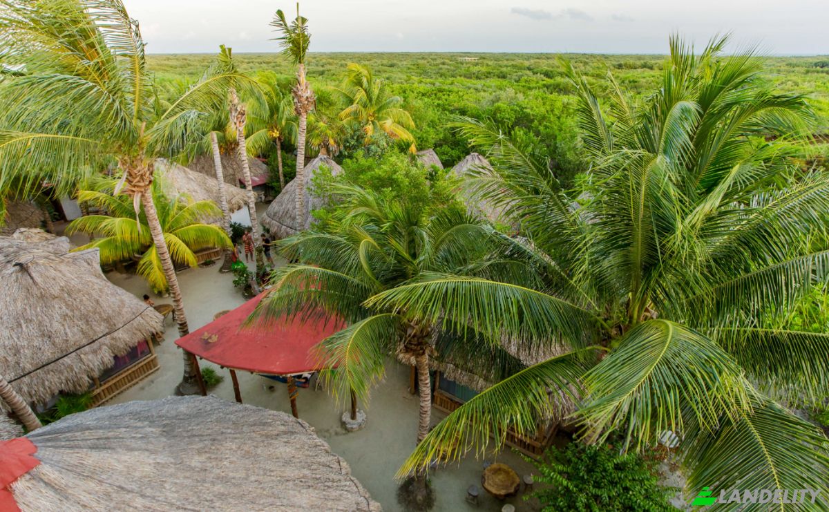 Cabin/Cottage for Sale Calle Chac-Chi esquina, 77310 Holbox, Holbox, Lazaro Cardenas Municipality, Quintana Roo, Mexico. Photo 2