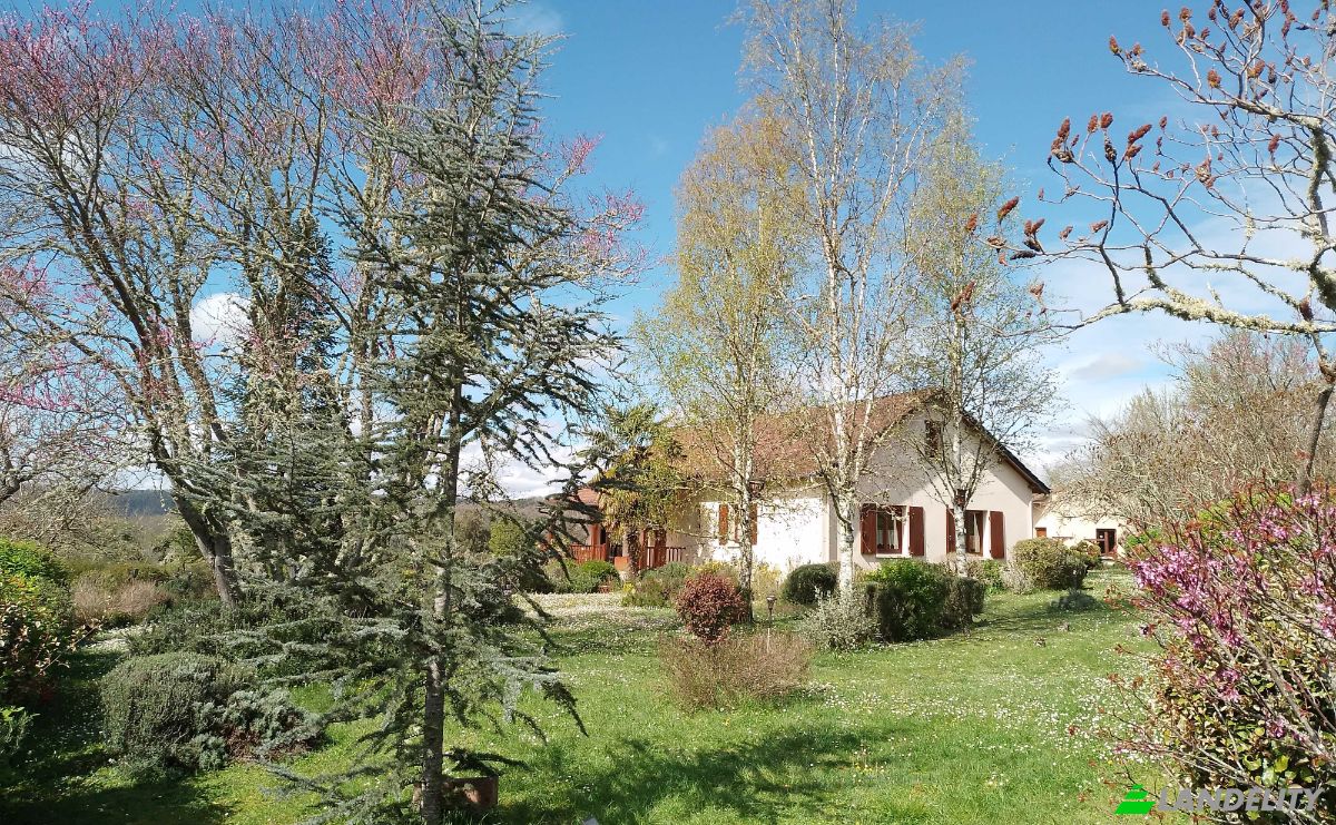 Villa for Sale 2425 Rte de la Vezere, 24290 Sergeac, Sergeac, Dordogne, Nouvelle-Aquitaine, France. Photo 2