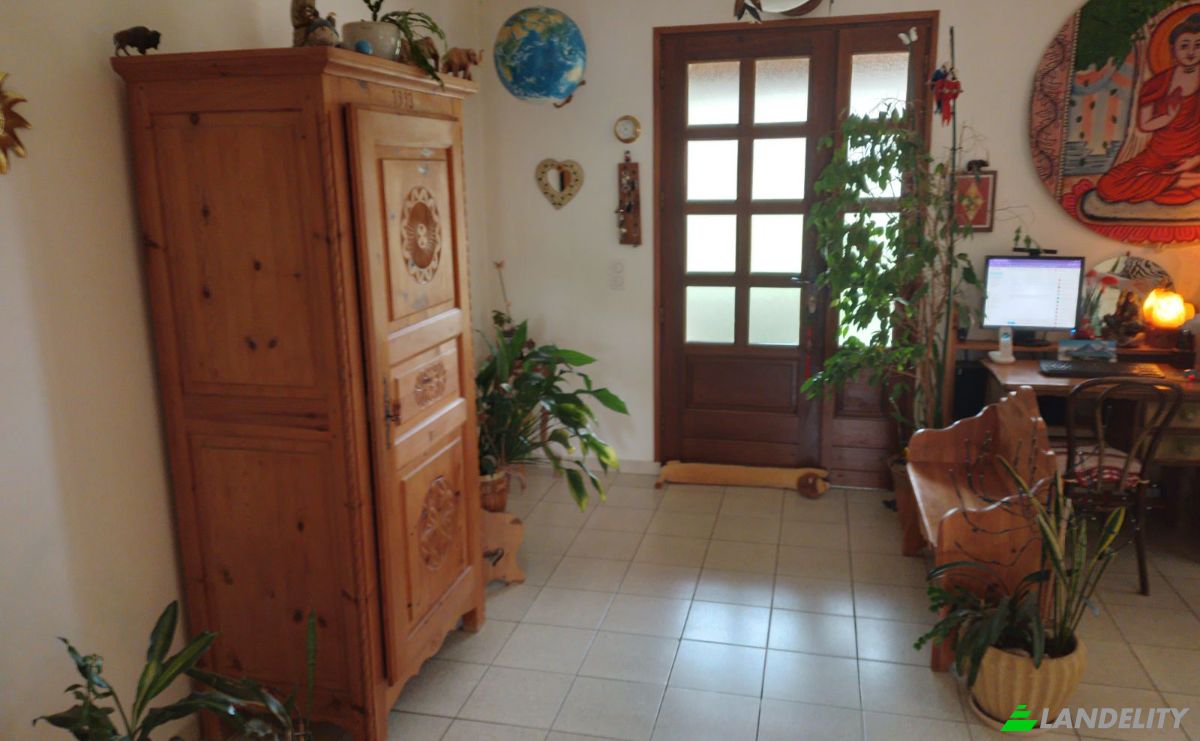 Villa for Sale 2425 Rte de la Vezere, 24290 Sergeac, Sergeac, Dordogne, Nouvelle-Aquitaine, France. Photo 4