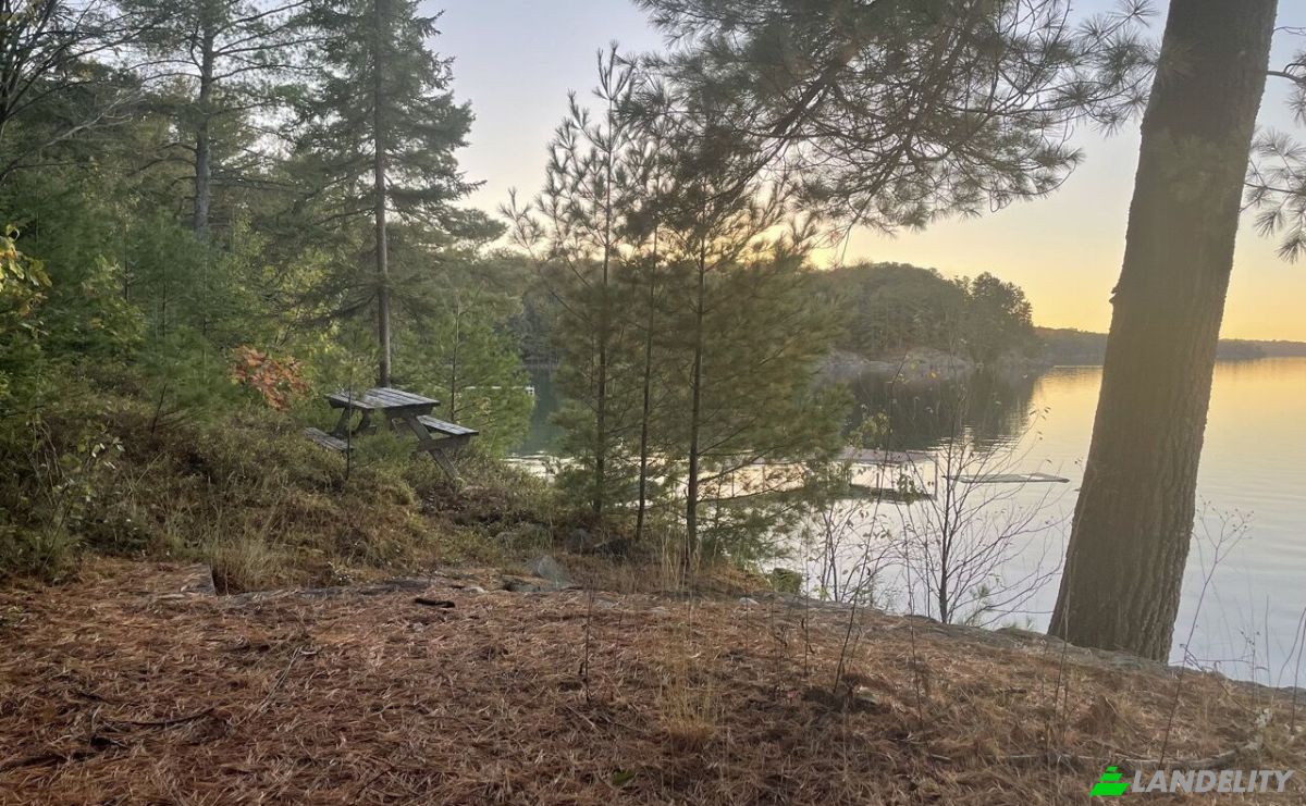 Single Family Home for Sale 16288 Trans-Canada Hwy, Huron Shores, ON P0R 1H0, Iron Bridge, Algoma District, Ontario, Canada. Photo 2