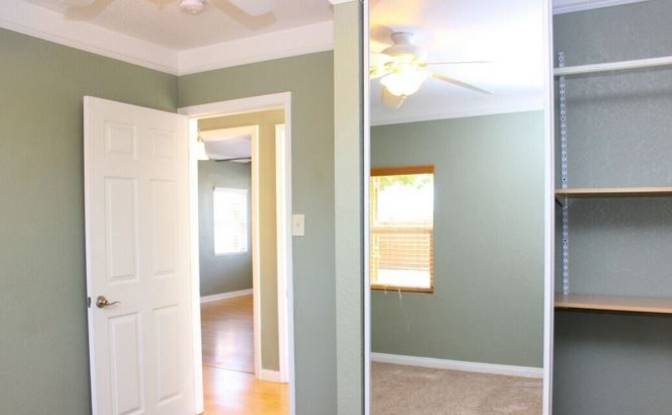 Single Family Home for Sale 5927 Bark St. Photo#7 Single Family Home for Sale 5927 Bark St. Photo#7