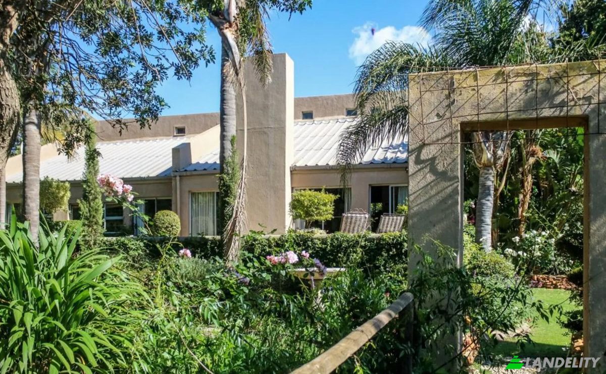 Single Family Home for Sale 19 Basil Newmark St, Caledon, Overberg District Municipality, Western Cape, South Africa, 7230. Photo 14