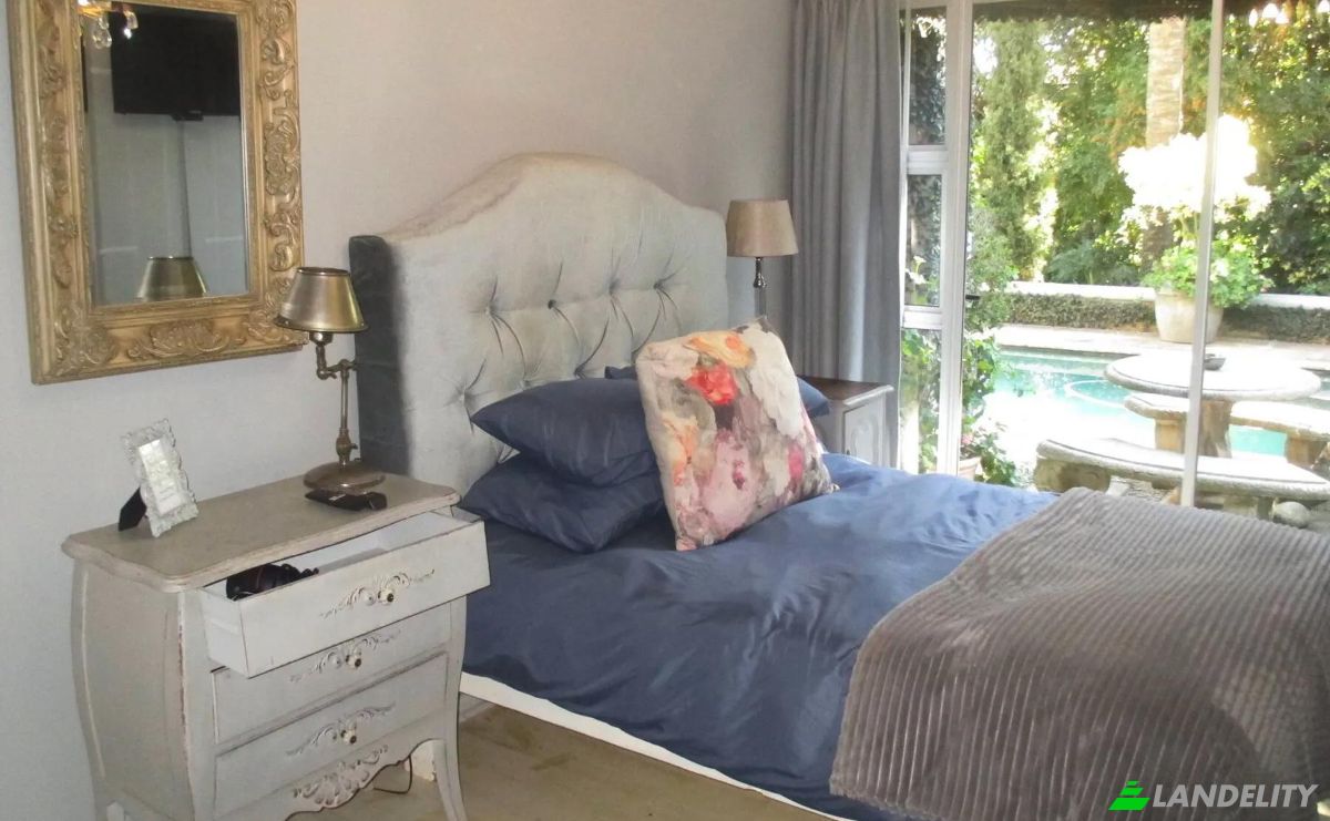 Single Family Home for Sale 19 Basil Newmark St, Caledon, Overberg District Municipality, Western Cape, South Africa, 7230. Photo 18