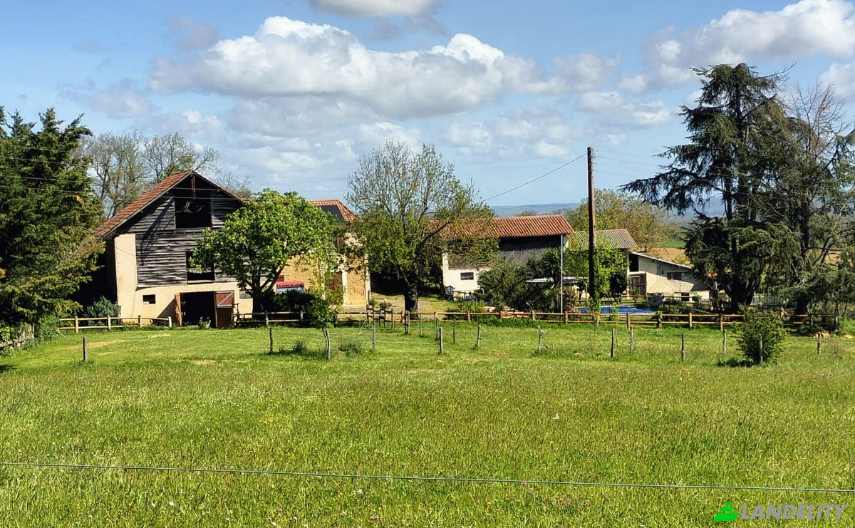 Farm/Ranch for Sale Chemin de, La Serre, 32170 Sarraguzan, Sarraguzan, Gers, Occitanie, France. Photo 1