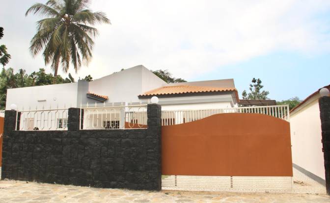 Dom jednorodzinny na sprzedaż Sao Tome. Zdjęcie#4