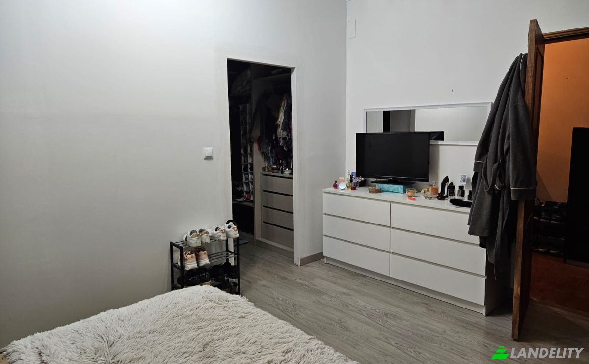 Villa for Sale R Condessa de Murca 7, 2330-107 Entroncamento, Entroncamento, Santarem District, Portugal. Photo 8