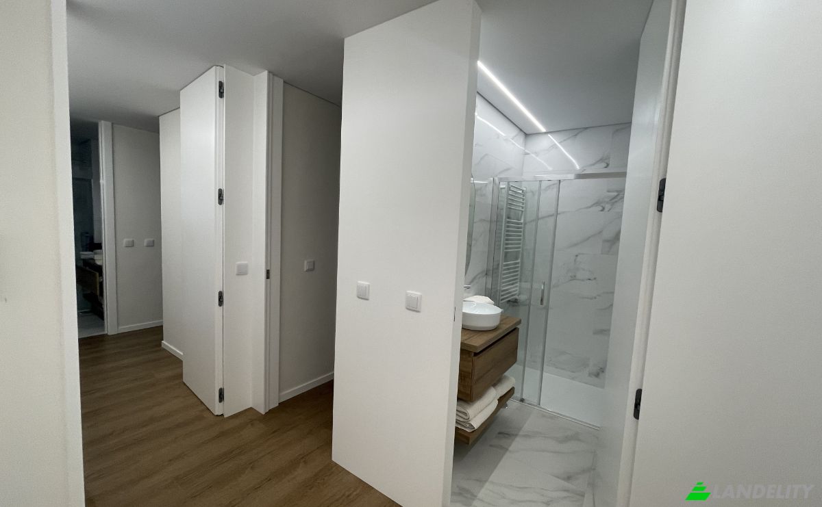 Apartment for Sale Ofir, Fao PT, R Combatentes do Ultramar, 4740-341 Fao, Fao, Esposende, Braga, Portugal. Photo 4