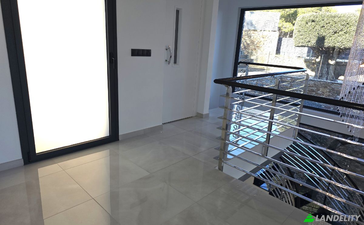 Single Family Home for Sale Carrer Anselm Clave, Llanca, Girona, Catalonia, Spain. Photo 22