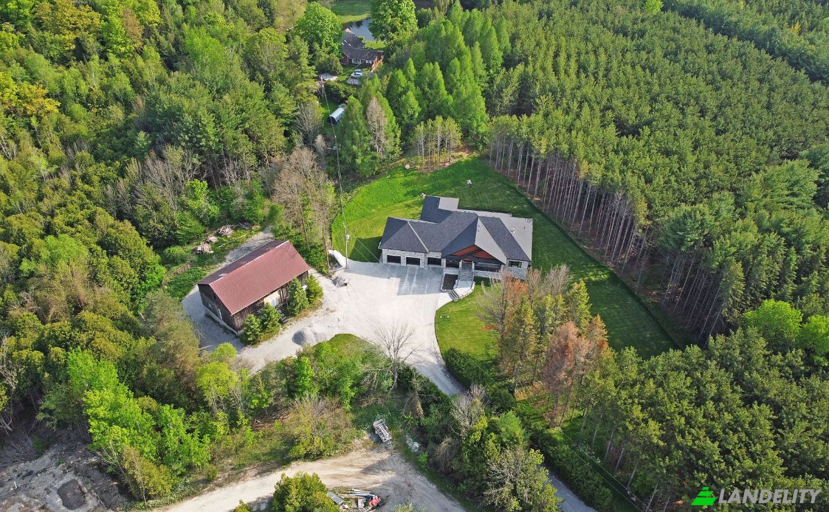 Casa unifamiliare in vendita 2701 14 Line, Gilford, ON L0L 1R0, Innisfil, Simcoe County, Ontario, Canada. Foto 1