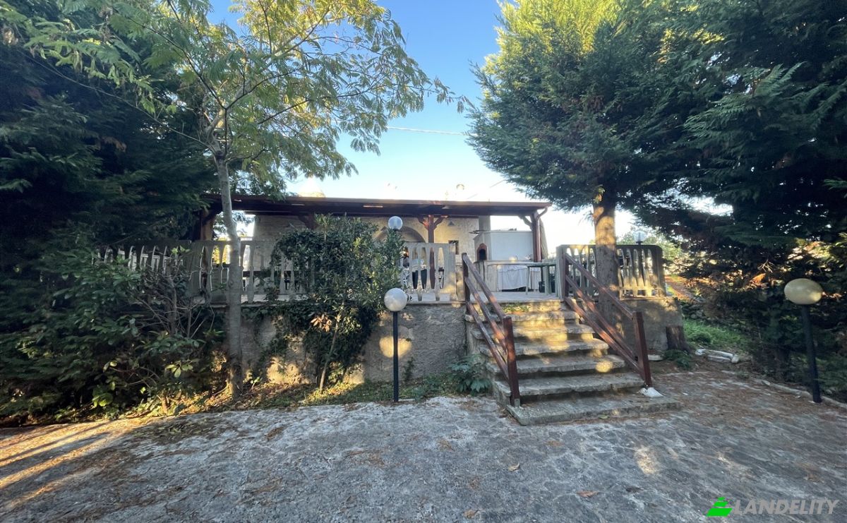 Villa for Sale SP60, 74015 Martina Franca TA, Martina Franca, Province of Taranto, Apulia, Italy. Photo 1