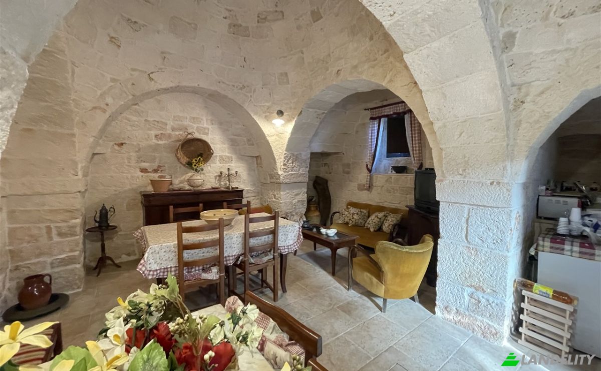 Villa for Sale SP60, 74015 Martina Franca TA, Martina Franca, Province of Taranto, Apulia, Italy. Photo 8