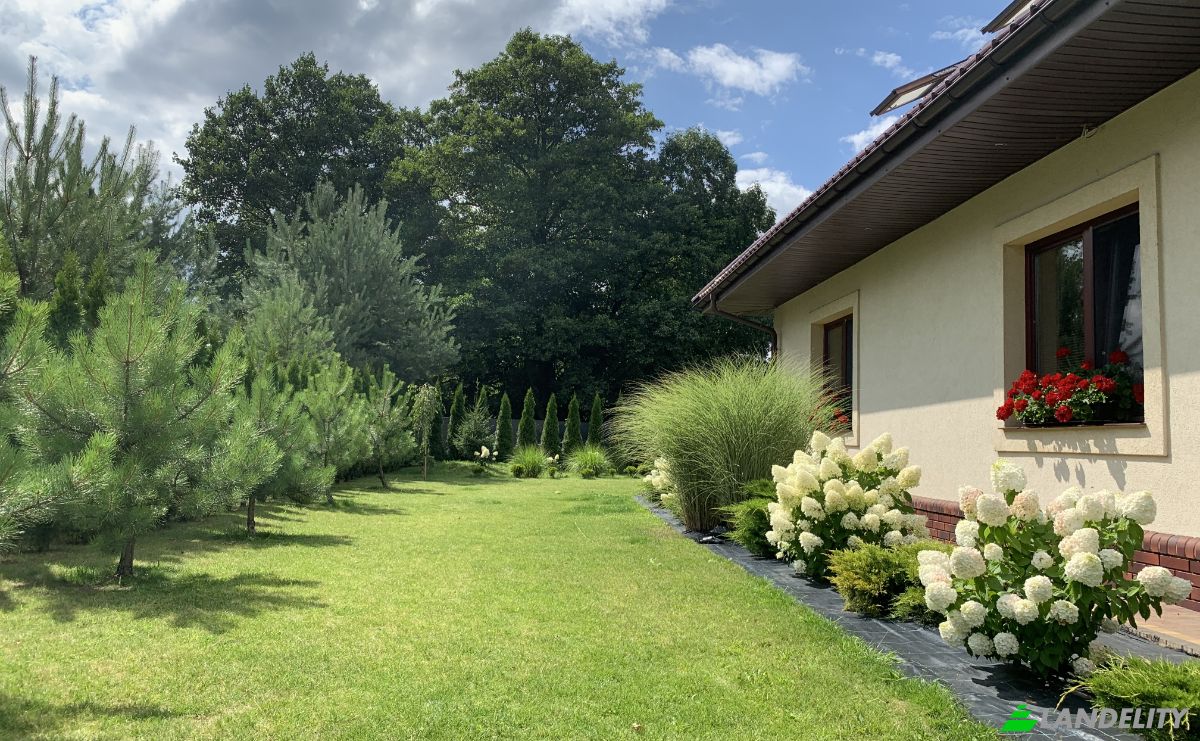 Single Family Home for Sale Zaskronca 2, 03-289 Warszawa, Warsaw, Masovian Voivodeship, Poland. Photo 2