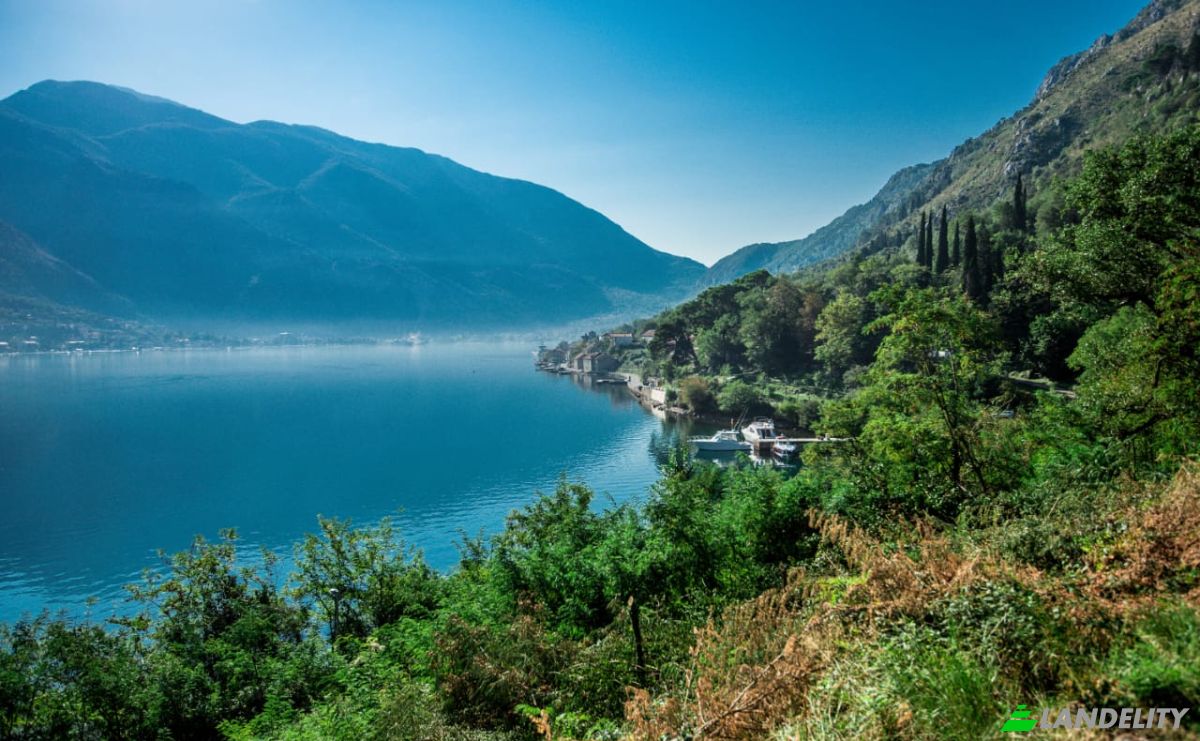 Investing/Development for Sale Prcanj, Muo, Kotor Municipality, Montenegro. Photo 1
