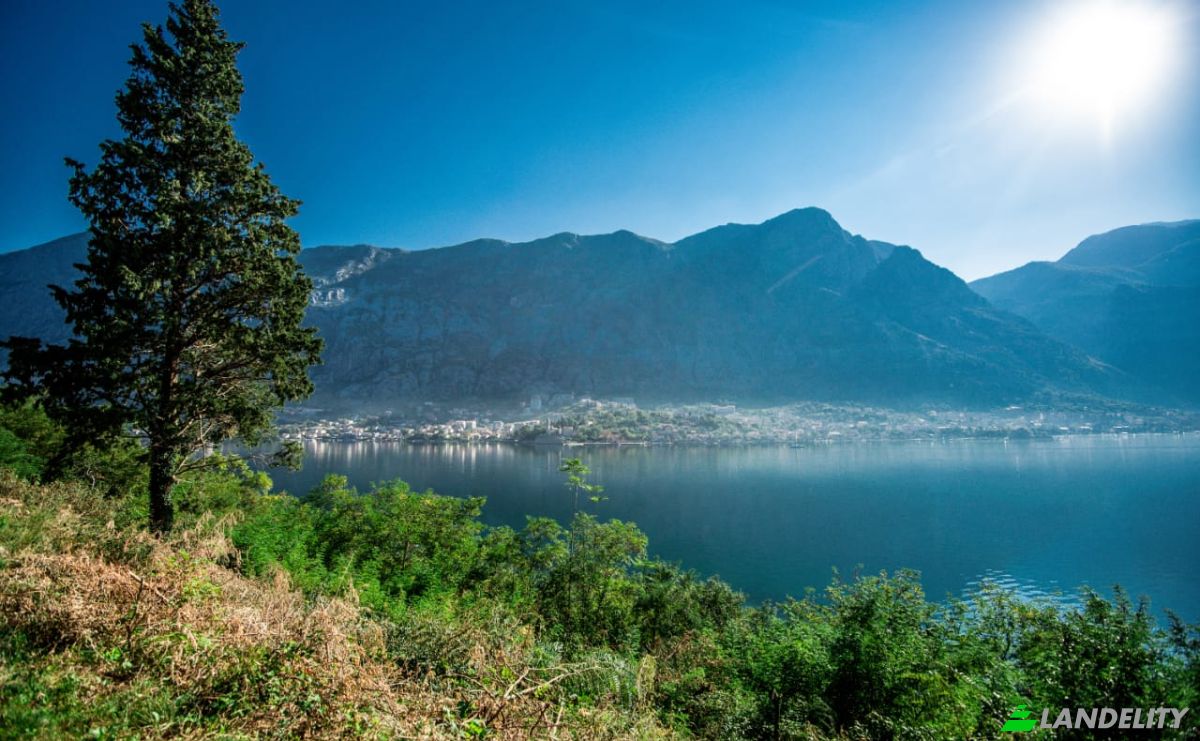 Investing/Development for Sale Prcanj, Muo, Kotor Municipality, Montenegro. Photo 5
