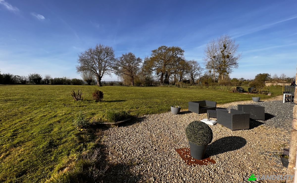Villa for Sale 1 La Ville Hesry, 22130 Pluduno, Pluduno, Cotes-dArmor, Brittany, France. Photo 6