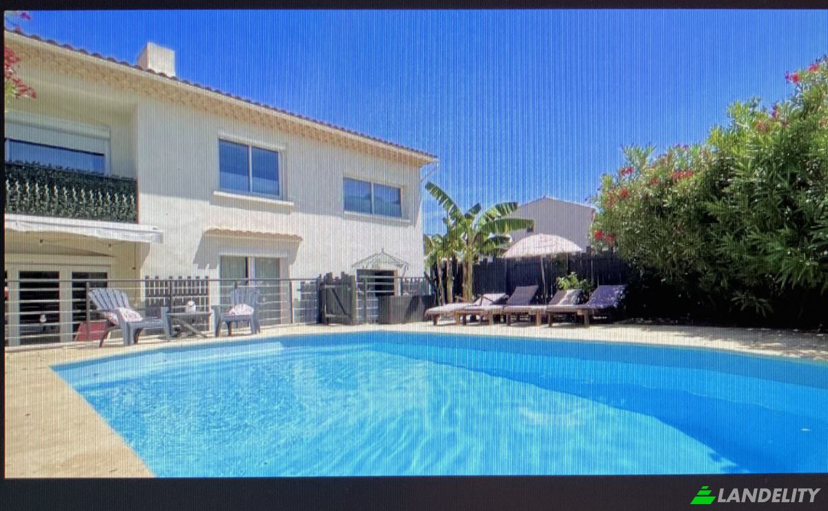 Villa for Sale 1909 Av President John Kennedy, 83140 Six-Fours-les-Plages, Six-Fours-les-Plages, Var, Provence-Alpes-Cote dAzur, France. Photo 1