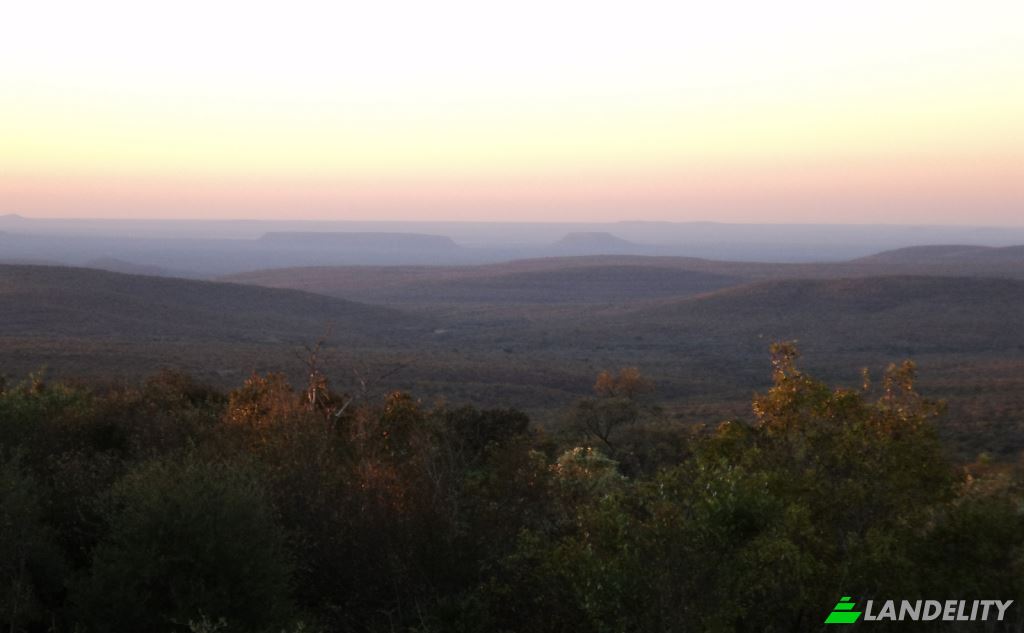 Land Lot for Sale Waterberg District Municipality, Limpopo, South Africa. Photo 2