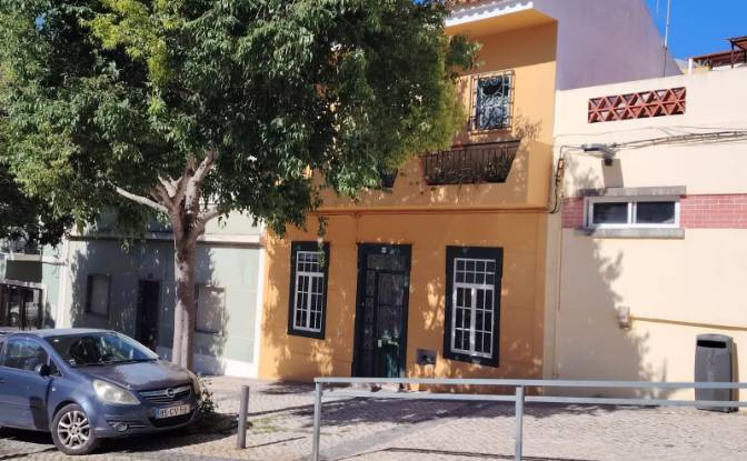 Townhouse for Sale R Bernardo Passos 12. Photo#1 Townhouse for Sale R Bernardo Passos 12. Photo#1