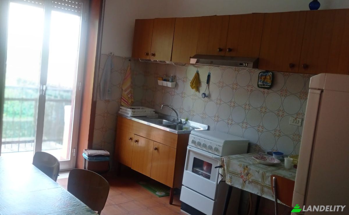 Townhouse for Sale Via Nuova Russo, 137, 98054 Furnari ME, Furnari, Metropolitan City of Messina, Sicily, Italy. Photo 18