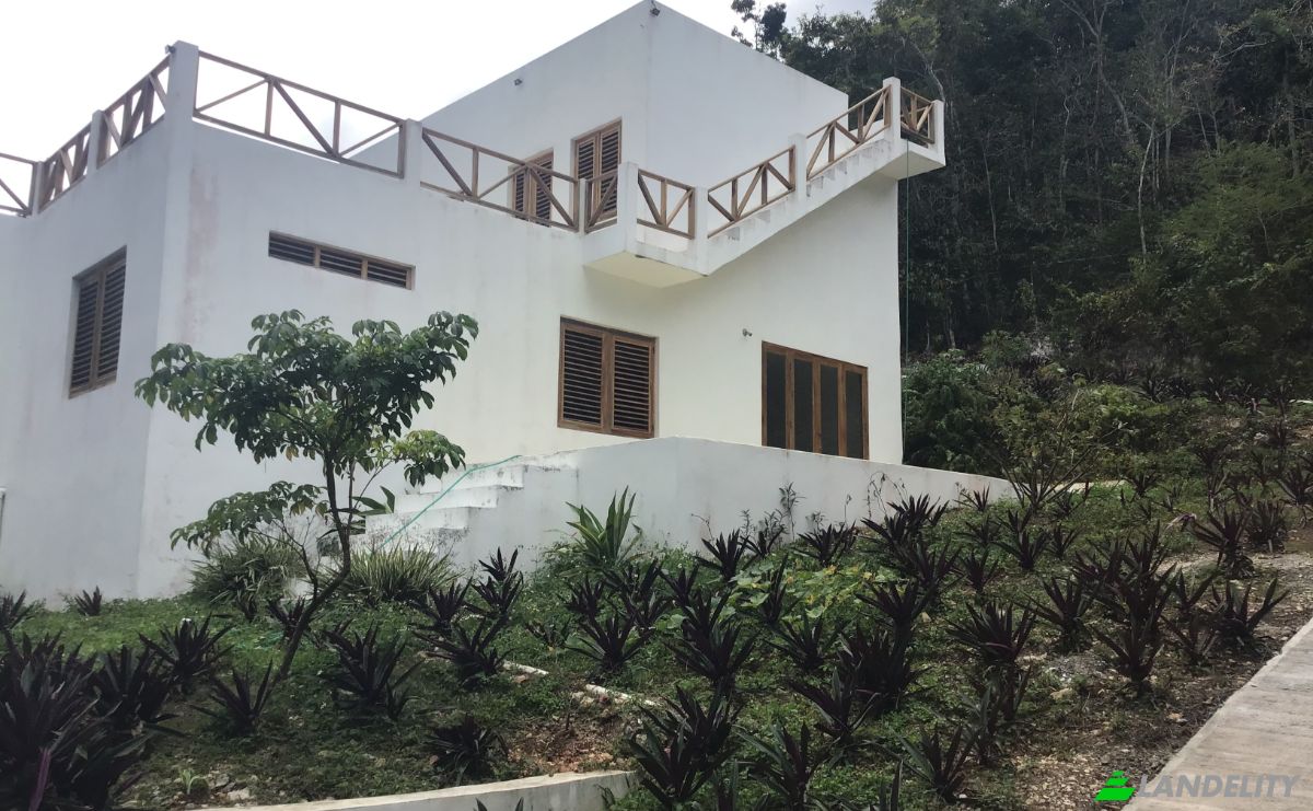 Villa for Sale Wiltshire, Reading, St James Parish, Jamaica. Photo 20