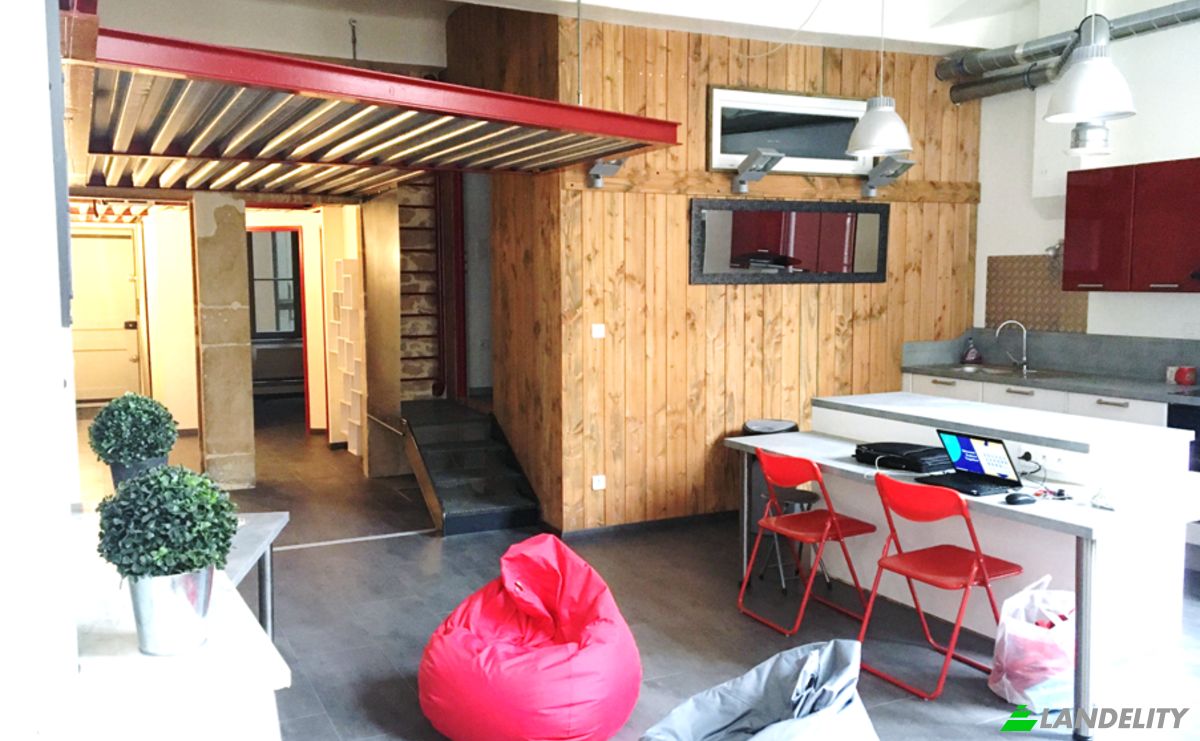 Apartment for Sale 18 Rue Sergent Blandan, 69001 Lyon, Lyon, Rhone, Auvergne-Rhone-Alpes, France. Photo 3