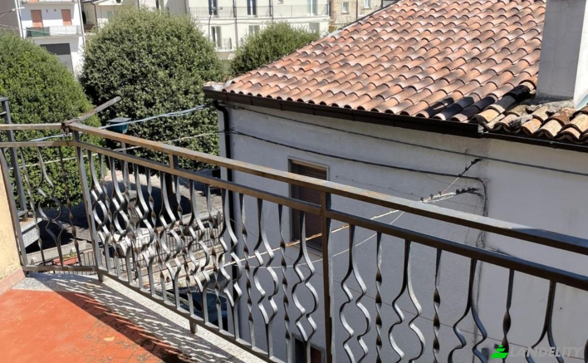 Single Family Home for Sale Piazza Largo del Popolo, 66050 San Giovanni Lipioni CH, San Giovanni Lipioni, Province of Chieti, Abruzzo, Italy. Photo 3
