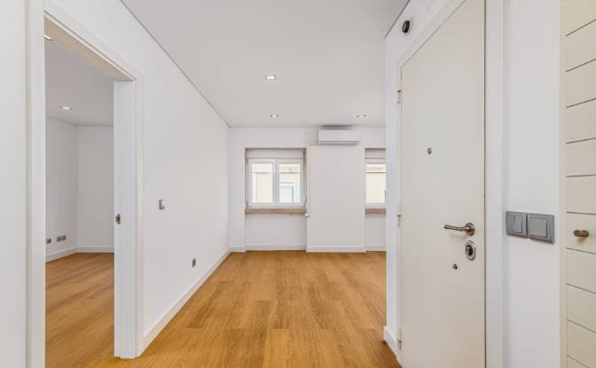 Apartment for Sale R Barao de Sabrosa 96B. Photo#2 Apartment for Sale R Barao de Sabrosa 96B. Photo#2