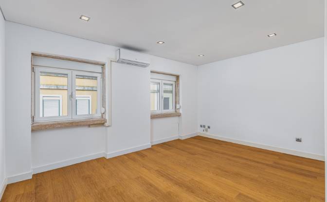 Apartment for Sale R Barao de Sabrosa 96B. Photo#3 Apartment for Sale R Barao de Sabrosa 96B. Photo#3