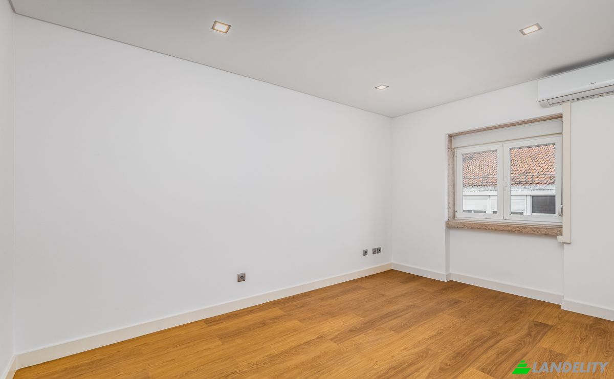 Apartment for Sale R Barao de Sabrosa 96B, 1900-086 Lisboa, Lisbon, Portugal. Photo 5
