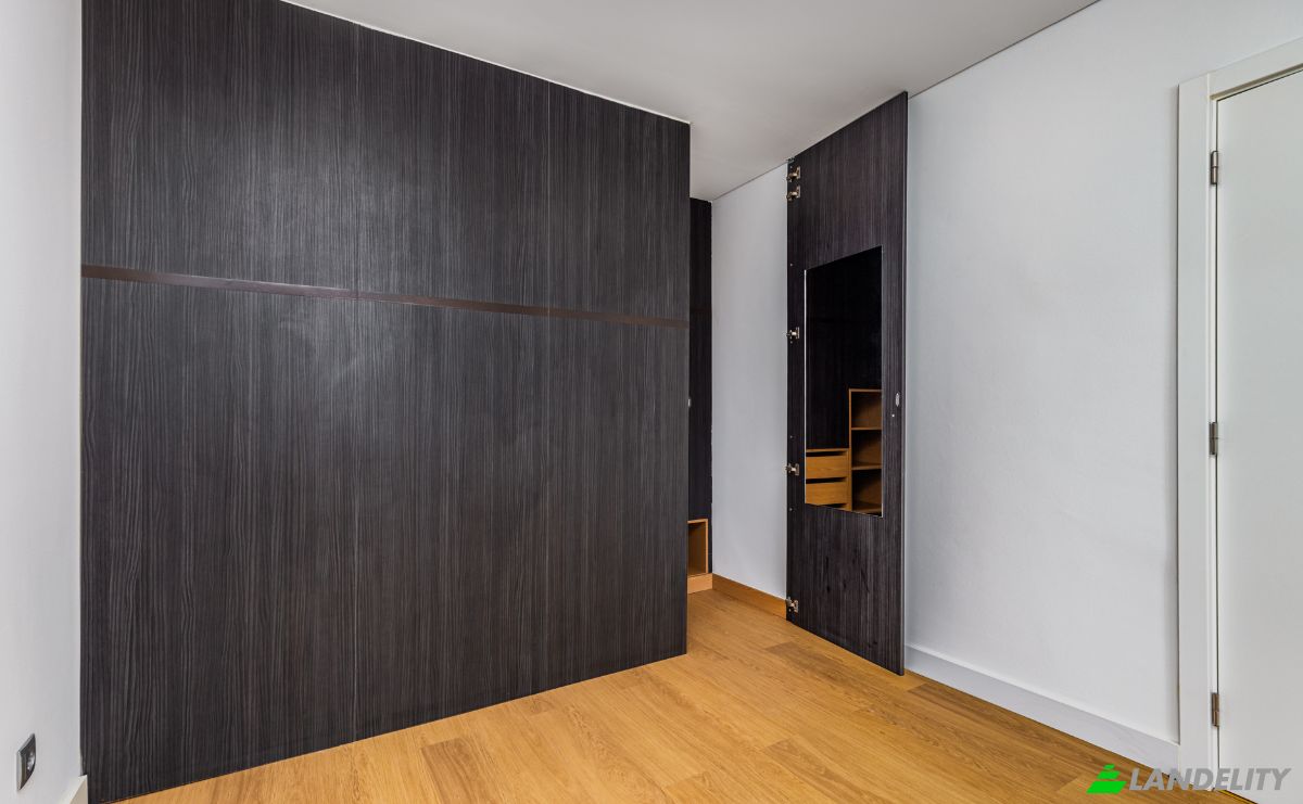 Apartment for Sale R Barao de Sabrosa 96B, 1900-086 Lisboa, Lisbon, Portugal. Photo 12