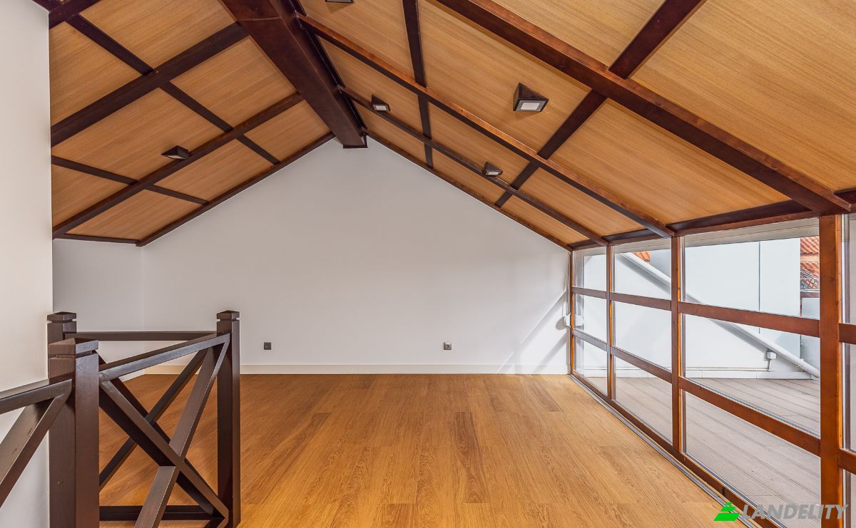 Apartment for Sale R Barao de Sabrosa 96B, 1900-086 Lisboa, Lisbon, Portugal. Photo 20