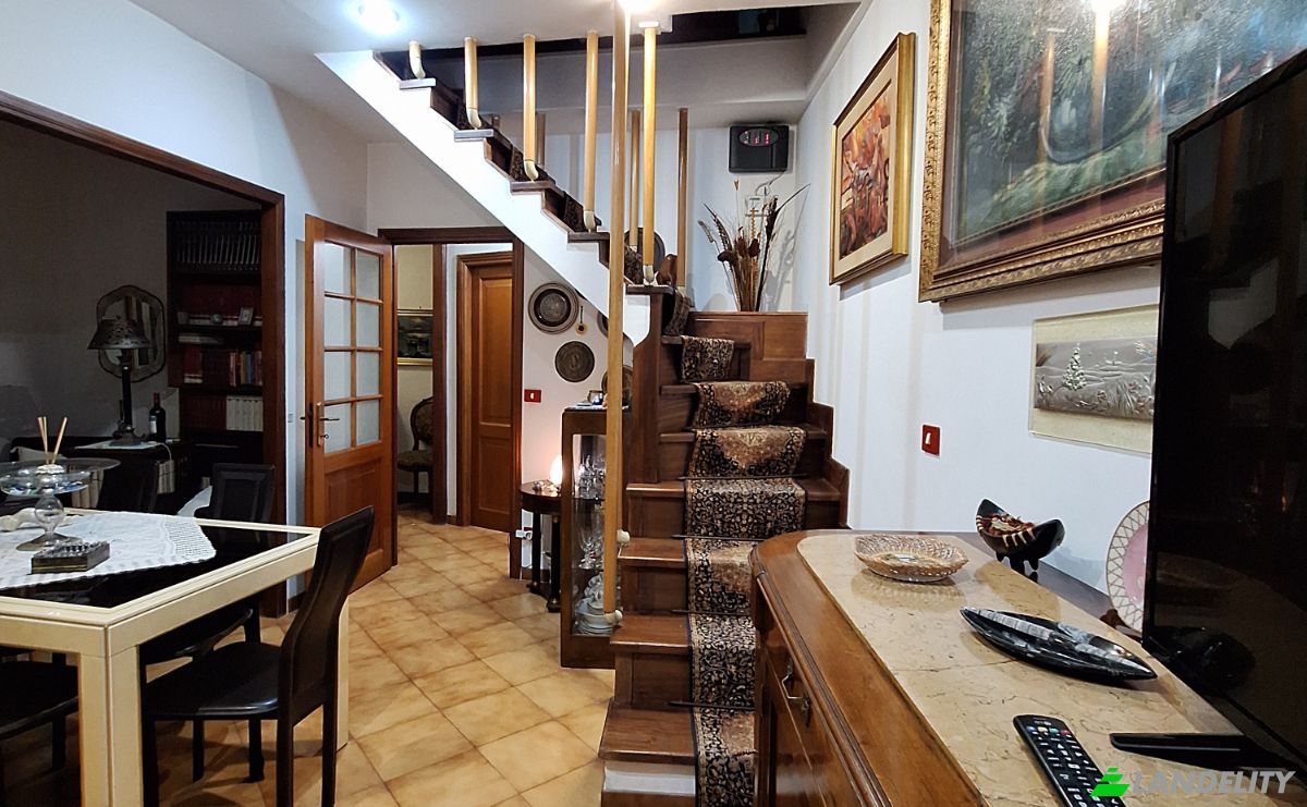 Apartment for Sale Via Calatafimi, 00185 Roma RM, Rome, Metropolitan City of Rome Capital, Lazio, Italy. Photo 12