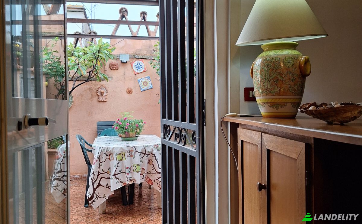 Apartment for Sale Via Calatafimi, 00185 Roma RM, Rome, Metropolitan City of Rome Capital, Lazio, Italy. Photo 18