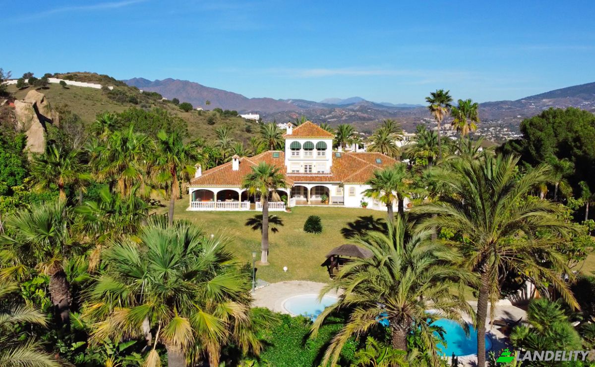Mansion for Sale Diseminado la Rosa, Las Lagunas de Mijas, Mijas, Malaga, Andalusia, Spain. Photo 3
