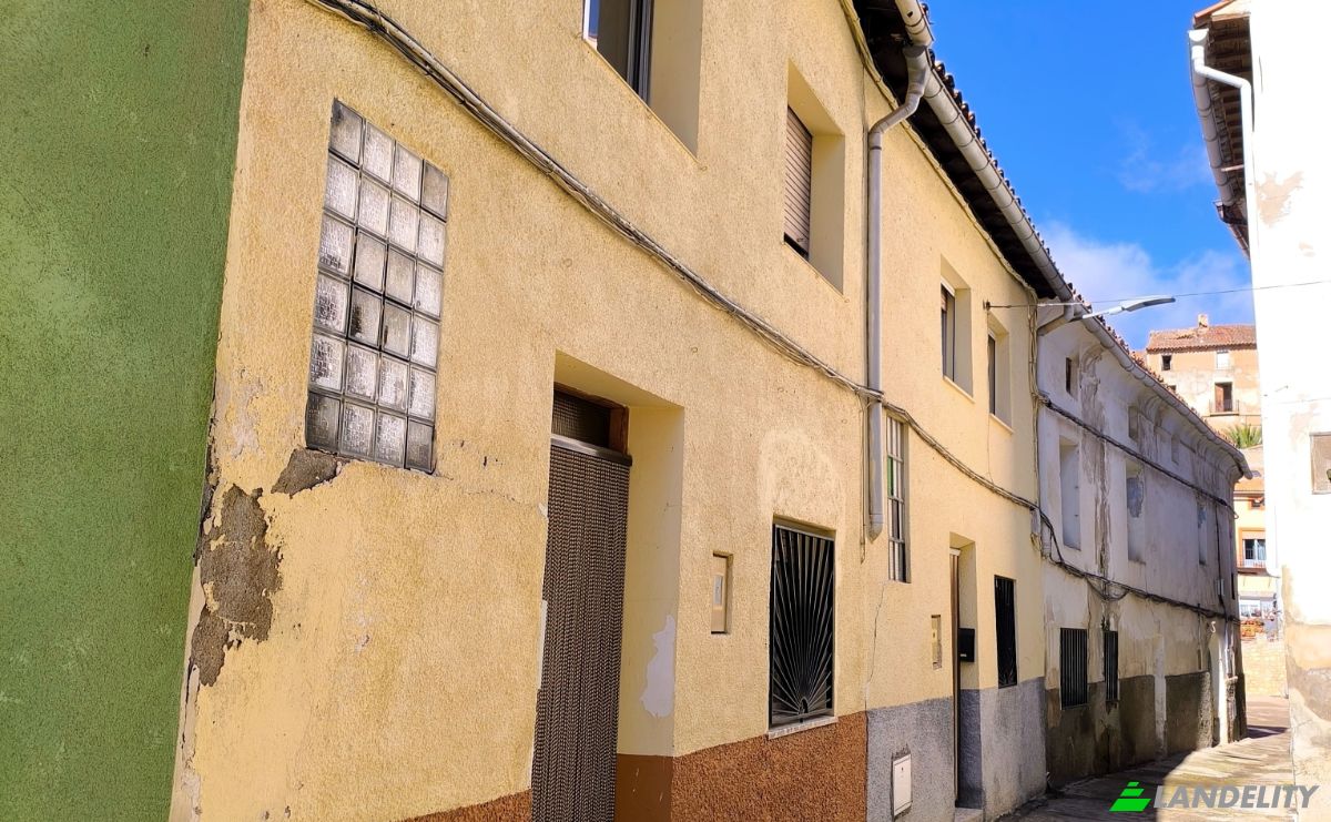 Villa for Sale C Bajera, Fuentes de Jiloca, Zaragoza, Aragon, Spain. Photo 19