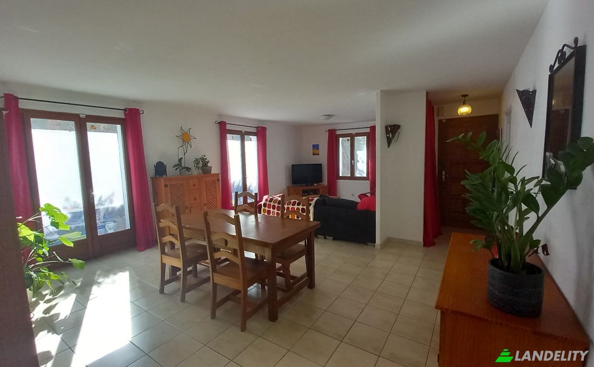 Single Family Home for Sale 8 Rue du Mouli del Vent, 66390 Baixas, Baixas, Pyrenees-Orientales, Occitanie, France. Photo 11