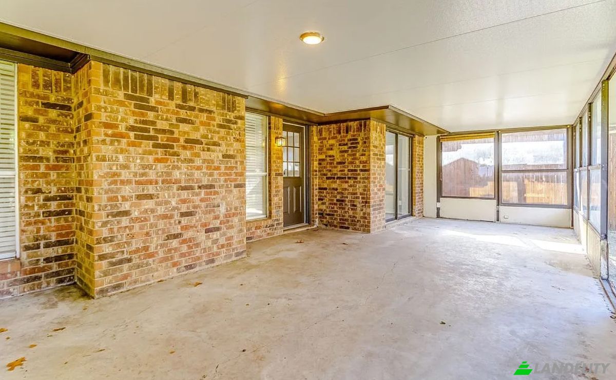 Dom jednorodzinny na sprzedaż 5314 Tamarack Ct, Arlington, Tarrant County, Texas, United States, TX 76018, USA. Zdjęcie 2