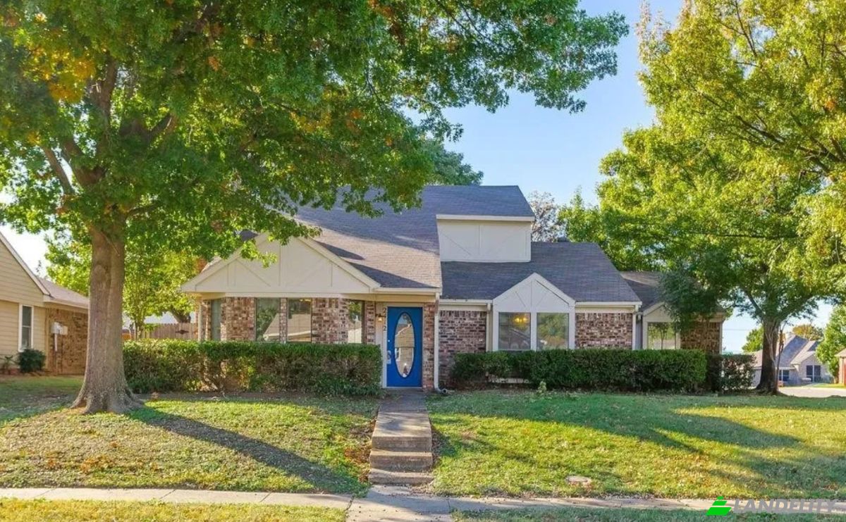 Casa unifamiliare in vendita 2412 Forestmeadow Dr, Lewisville, Denton County, Texas, United States, TX 75067, USA. Foto 1