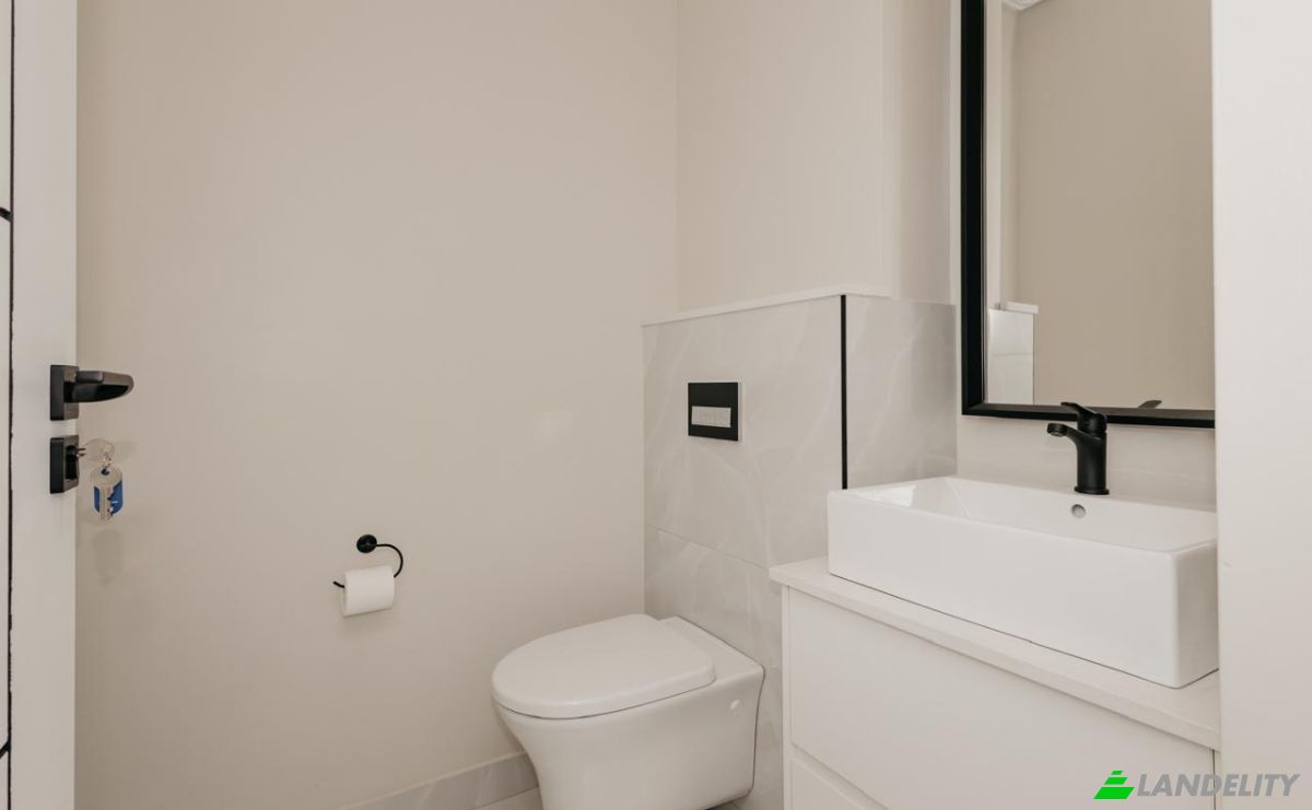 Single Family Home for Sale 23 Tourmalet St, Sandown, Cape Town, City of Cape Town Metropolitan Municipality, Western Cape, South Africa, 7441. Photo 10
