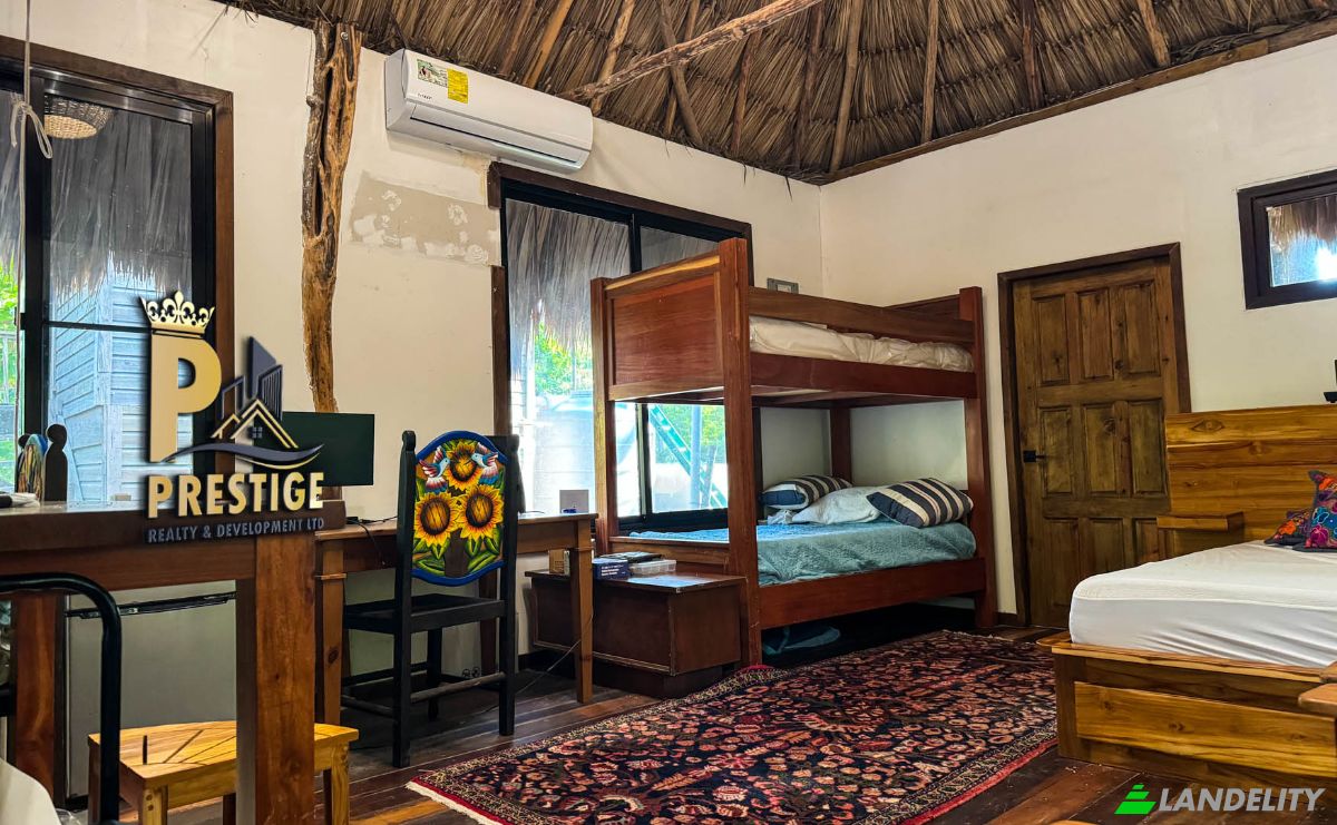 Villa for Sale Bacalar Chico, Belize. Photo 4