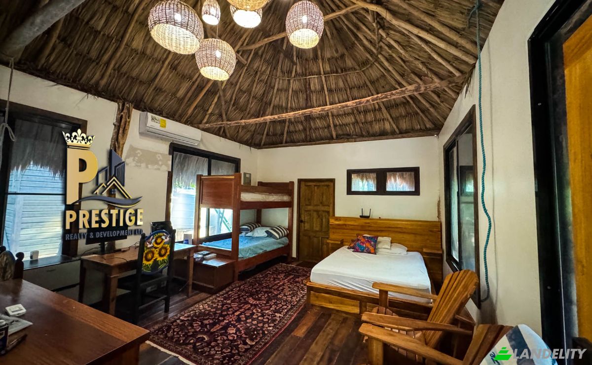 Villa for Sale Bacalar Chico, Belize. Photo 6
