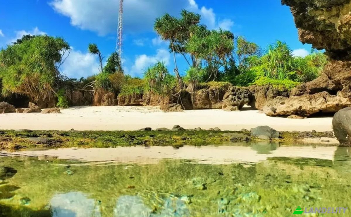 Land Lot for Sale Tatar, West Sumbawa Regency, West Nusa Tenggara, Indonesia, Sekongkang. Photo 9