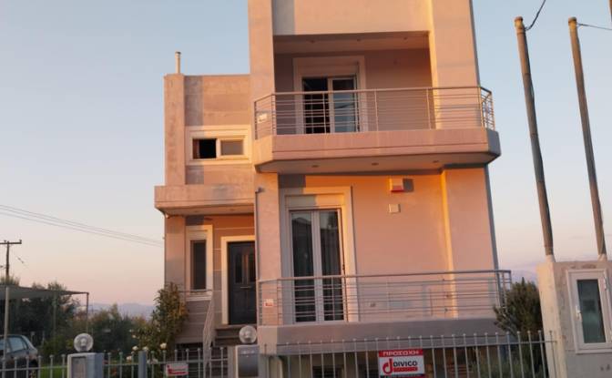 Triplex for Sale - Ovrya, Greece