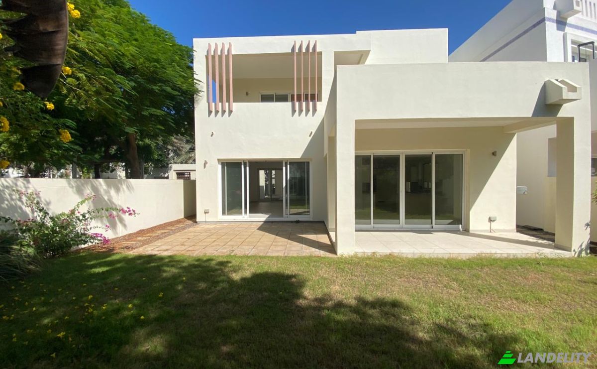 Villa for Sale Seeb, Muscat, Muscat Governorate, Oman. Photo 12