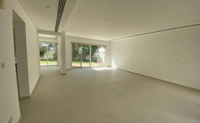 Villa for Sale Seeb, Muscat, Muscat Governorate. Photo#15 Villa for Sale Seeb, Muscat, Muscat Governorate. Photo#15