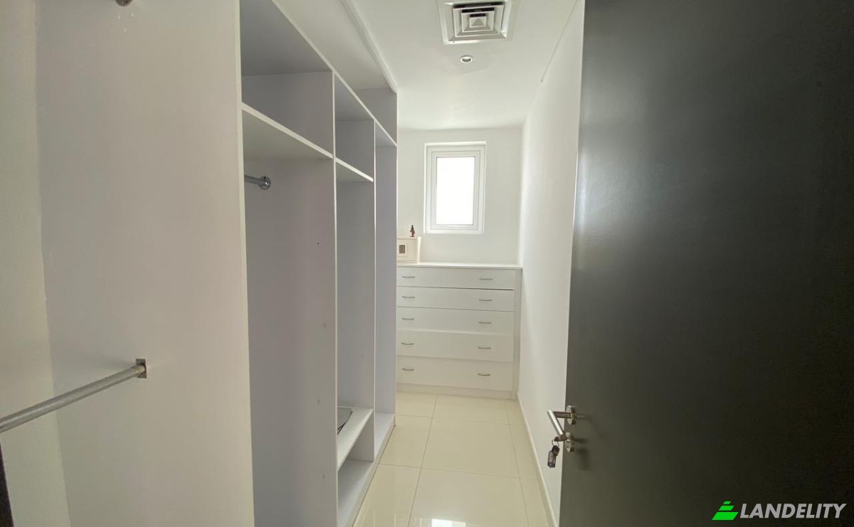 Villa for Sale Seeb, Muscat, Muscat Governorate, Oman. Photo 7