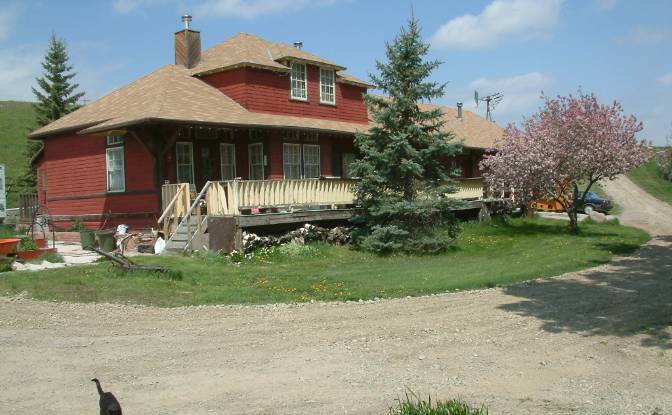 Single Family Home for Sale - Granum, Canada