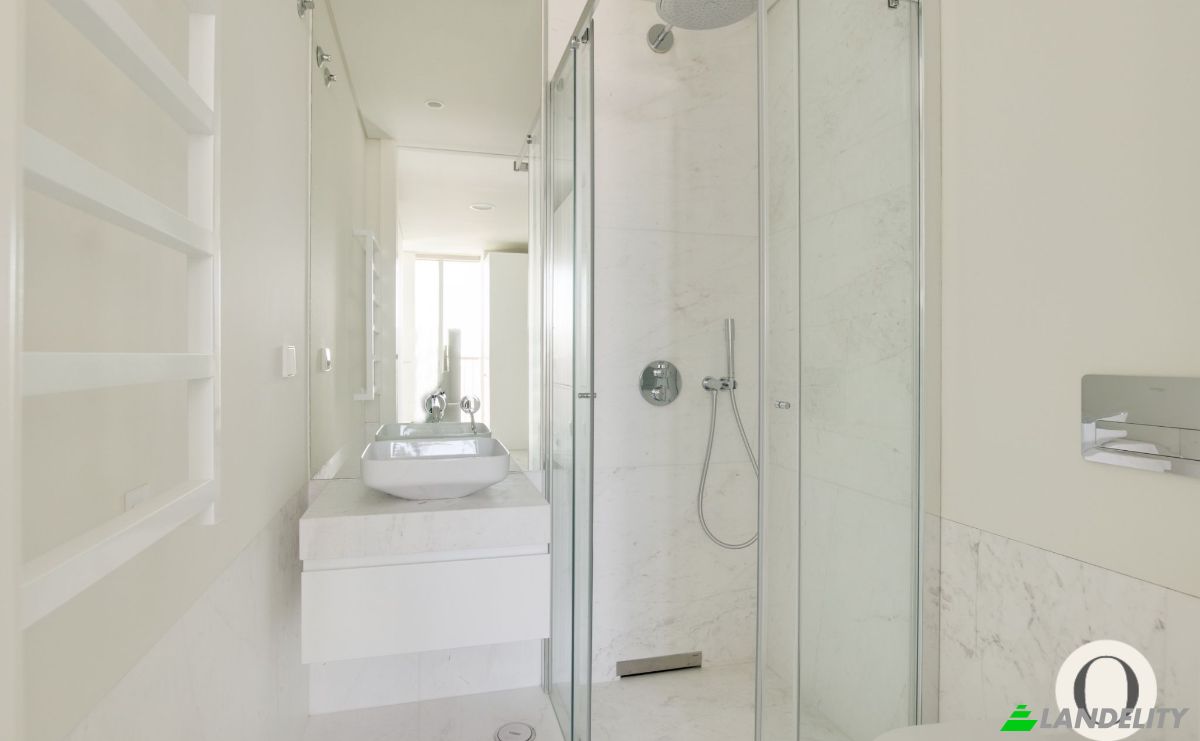 Condo for Sale R de Campolide S, 1070-034 Lisboa, Lisbon, Portugal. Photo 8